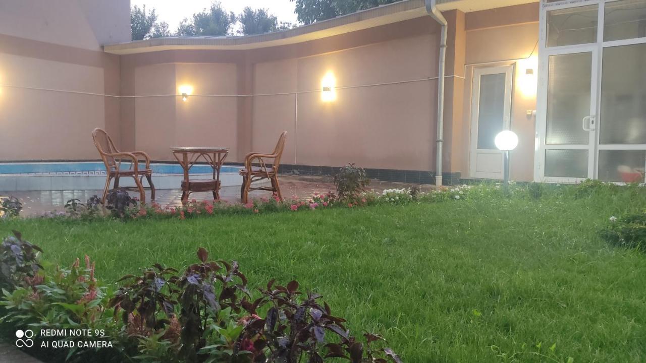 Rakat Hostel Tashkent Luaran gambar